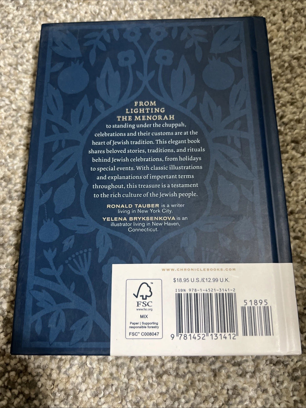 The Little Book of Jewish Celebrations – Elegant Gift Book with Gold Foil Cover, Jewish Holidays & Traditions